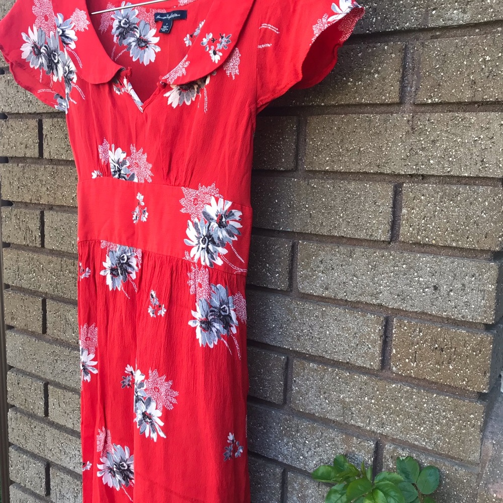 American Eagle Floral Dress